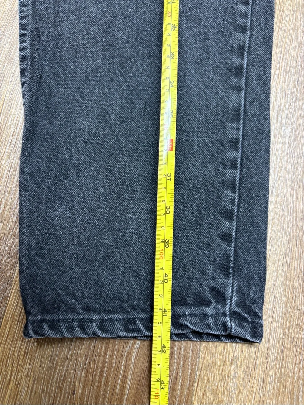 Levi's Men's Black Relaxed Straight Jeans